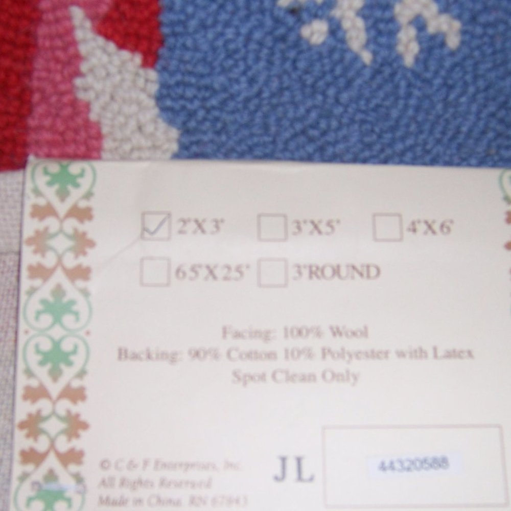 Handmade Hooked Rug Holiday Snowmen - Picture 2 of 2